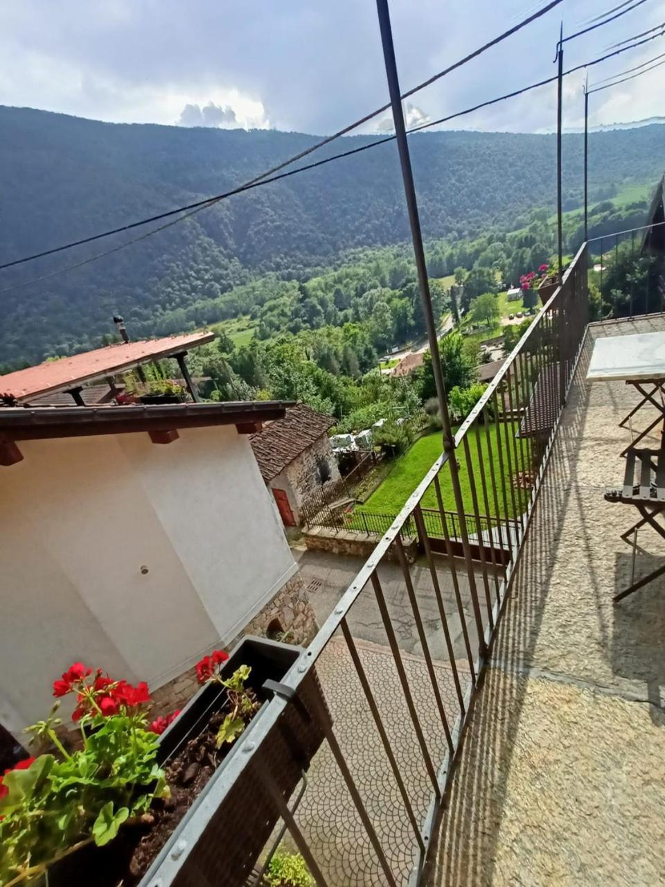 Foresteria Lombarda B & B Ca' Pelitti Ganna Exterior photo